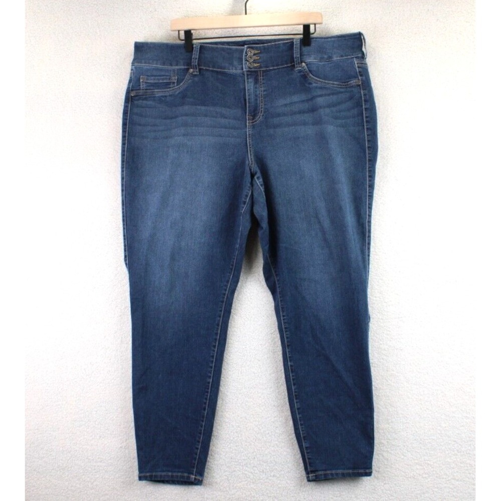 Torrid Women's Blue Denim Jeggings Super Stretch Size‎ 22R
